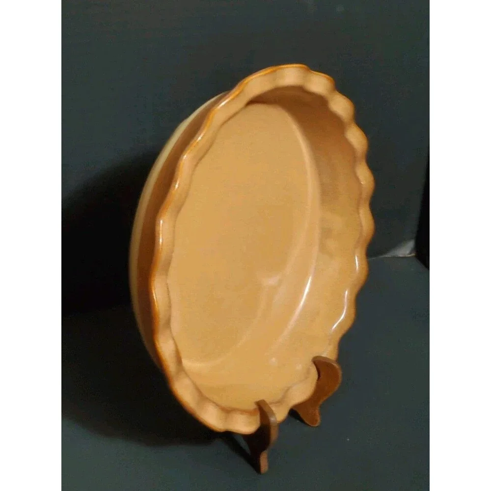 Target Threshold Stoneware Pie Dish Caramel Tan Scalloped Ruffled 10.5